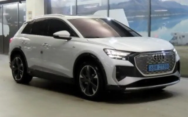 인천중고자동차직거래사이트 Q4 e-트론 40 스포트백 프리미엄 매물 사진 5 - 2024/08 53,767km